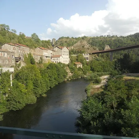 Hébergement de vacances Le Carpe Diem Saint-Privat-dʼAllier